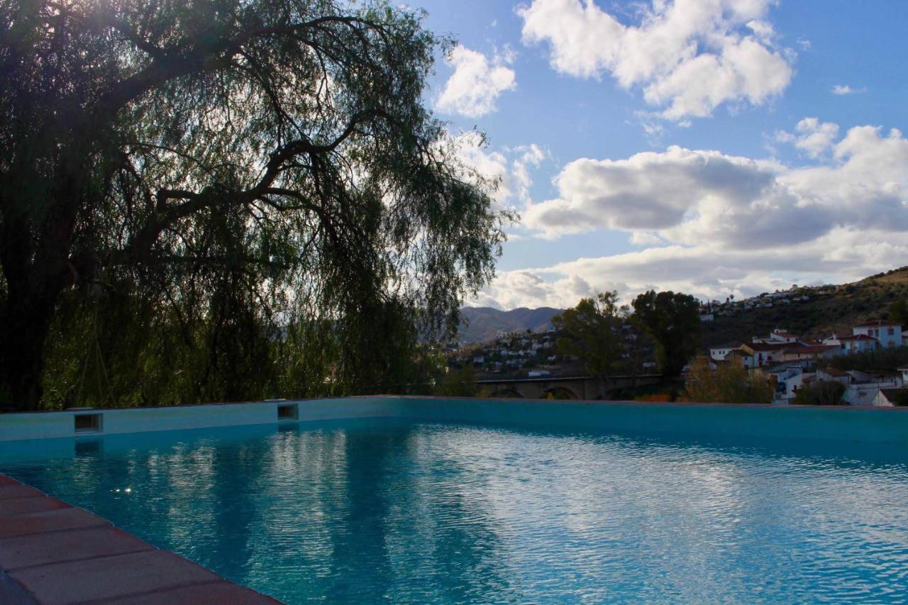 Cortijo El Puente Guest House Vinuela Luaran gambar